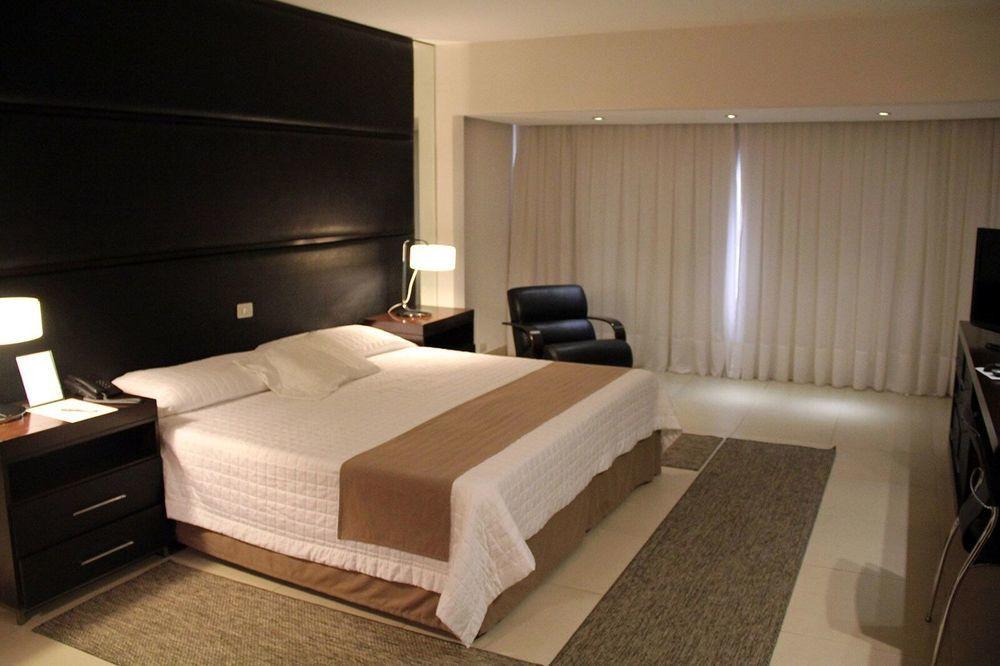 Lambare Yacht & Golf Club Paraguayo, A Tribute Portfolio Resort מראה חיצוני תמונה