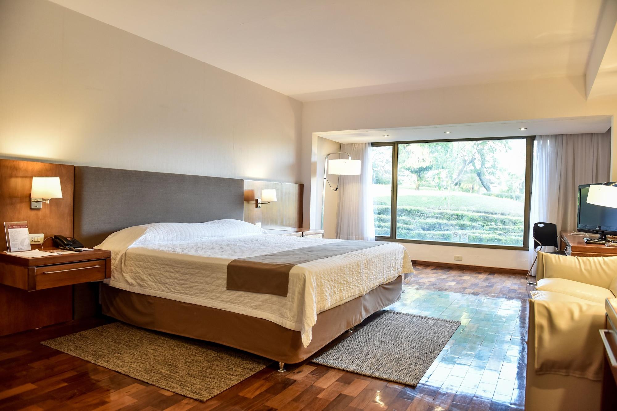 Lambare Yacht & Golf Club Paraguayo, A Tribute Portfolio Resort מראה חיצוני תמונה