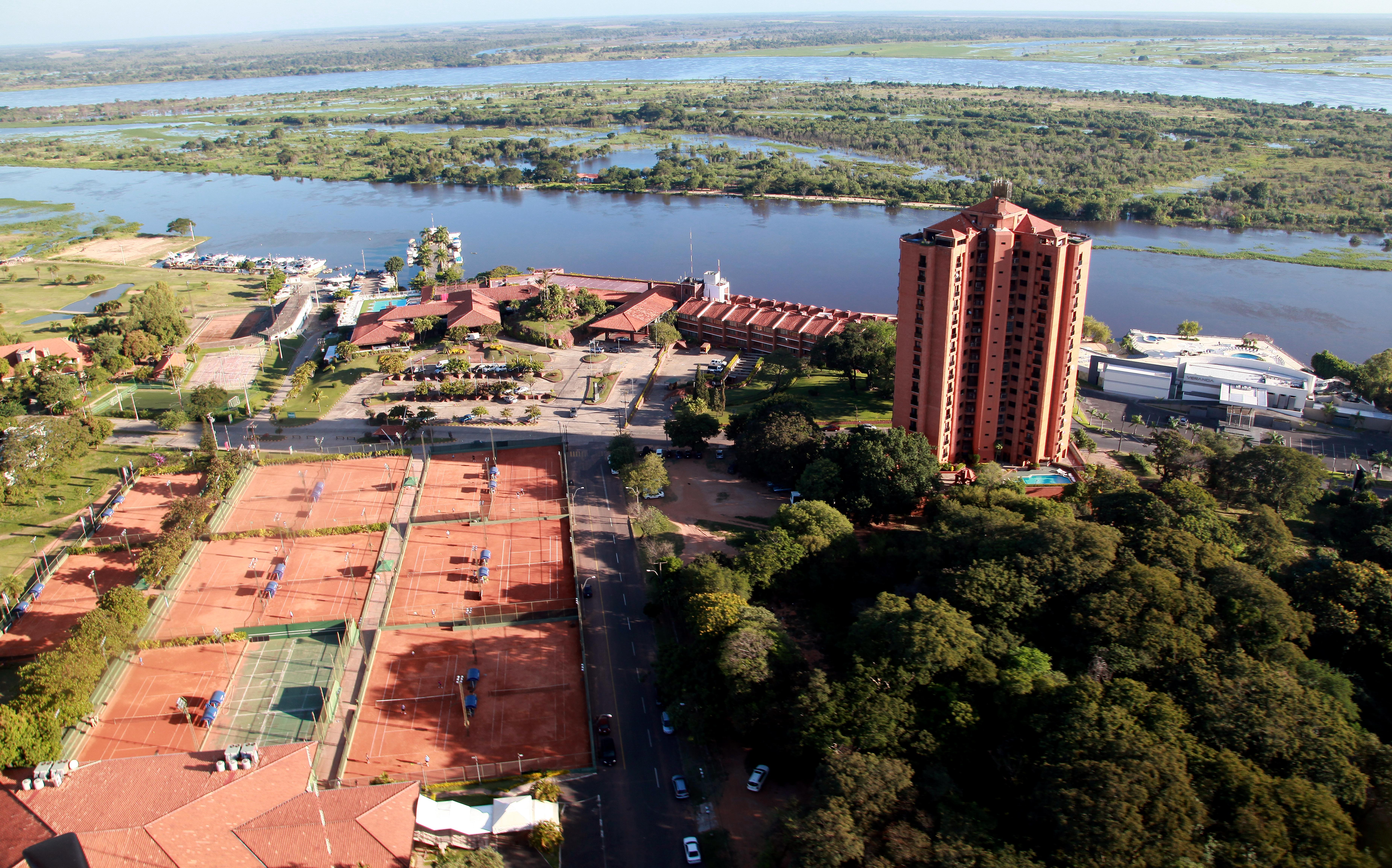 Lambare Yacht & Golf Club Paraguayo, A Tribute Portfolio Resort מראה חיצוני תמונה